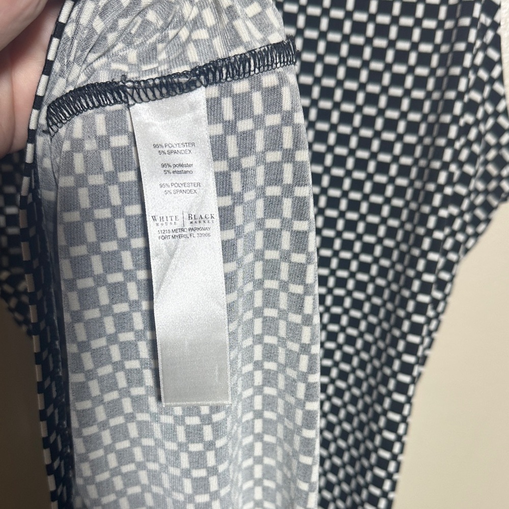 White House Black Market WHBM XS Minimalist Sleek Sleeveless‎ Career Top - Picture 7 of 7
